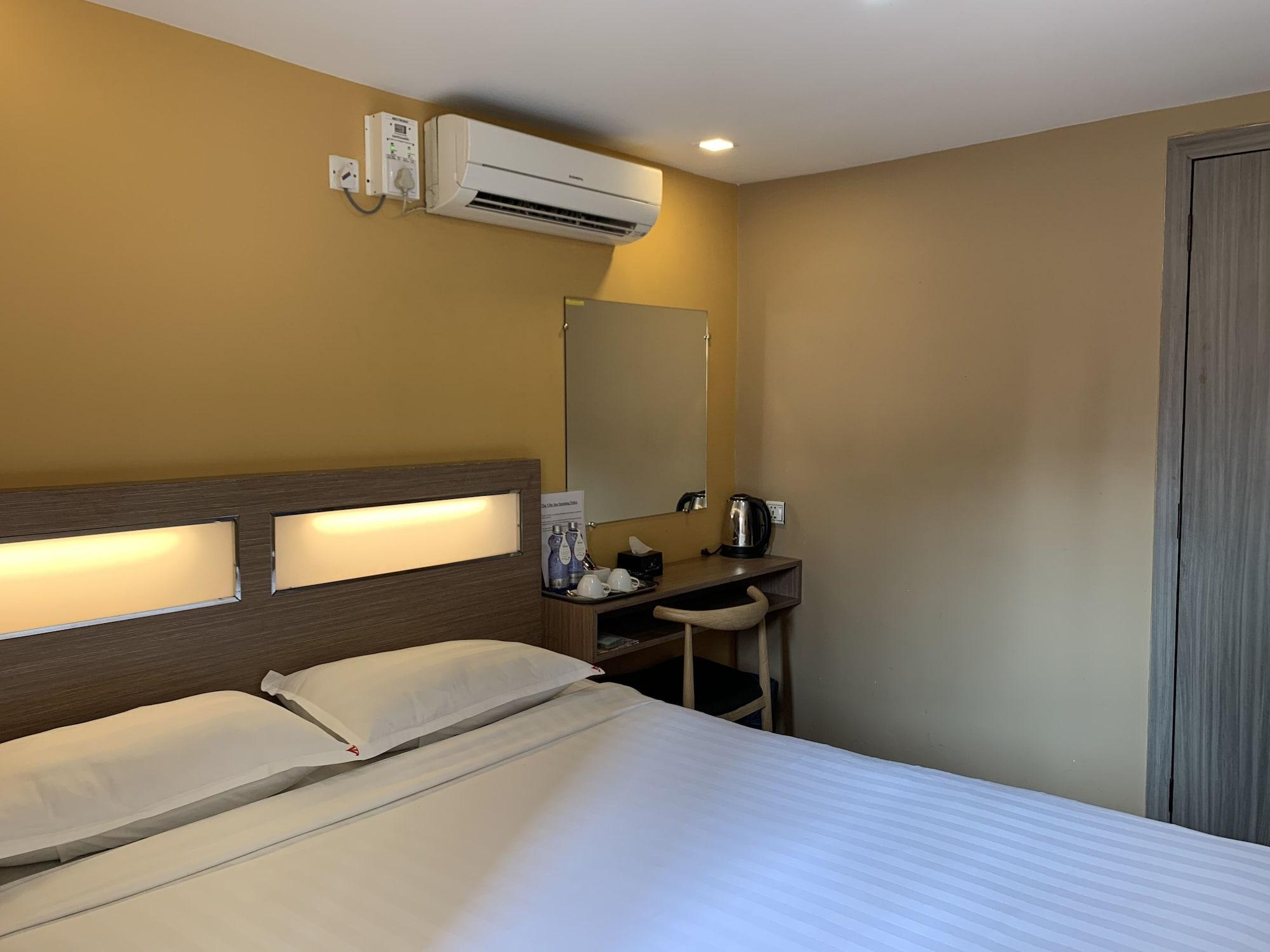 The Vibe Inn Yangon Exterior foto