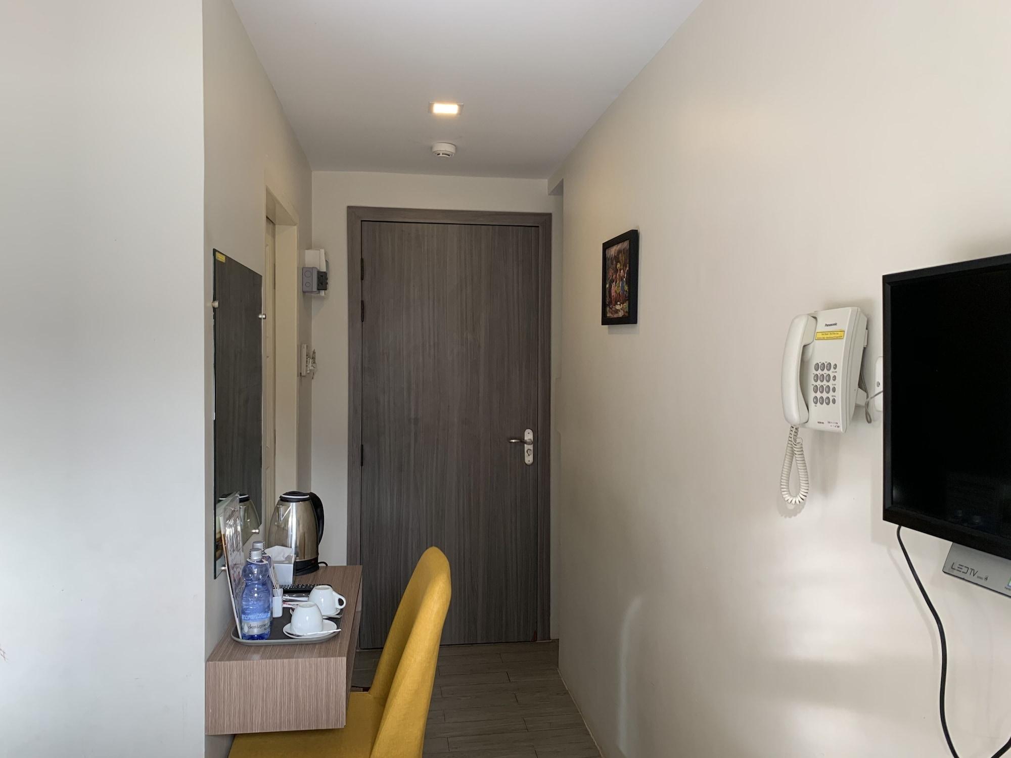 The Vibe Inn Yangon Exterior foto