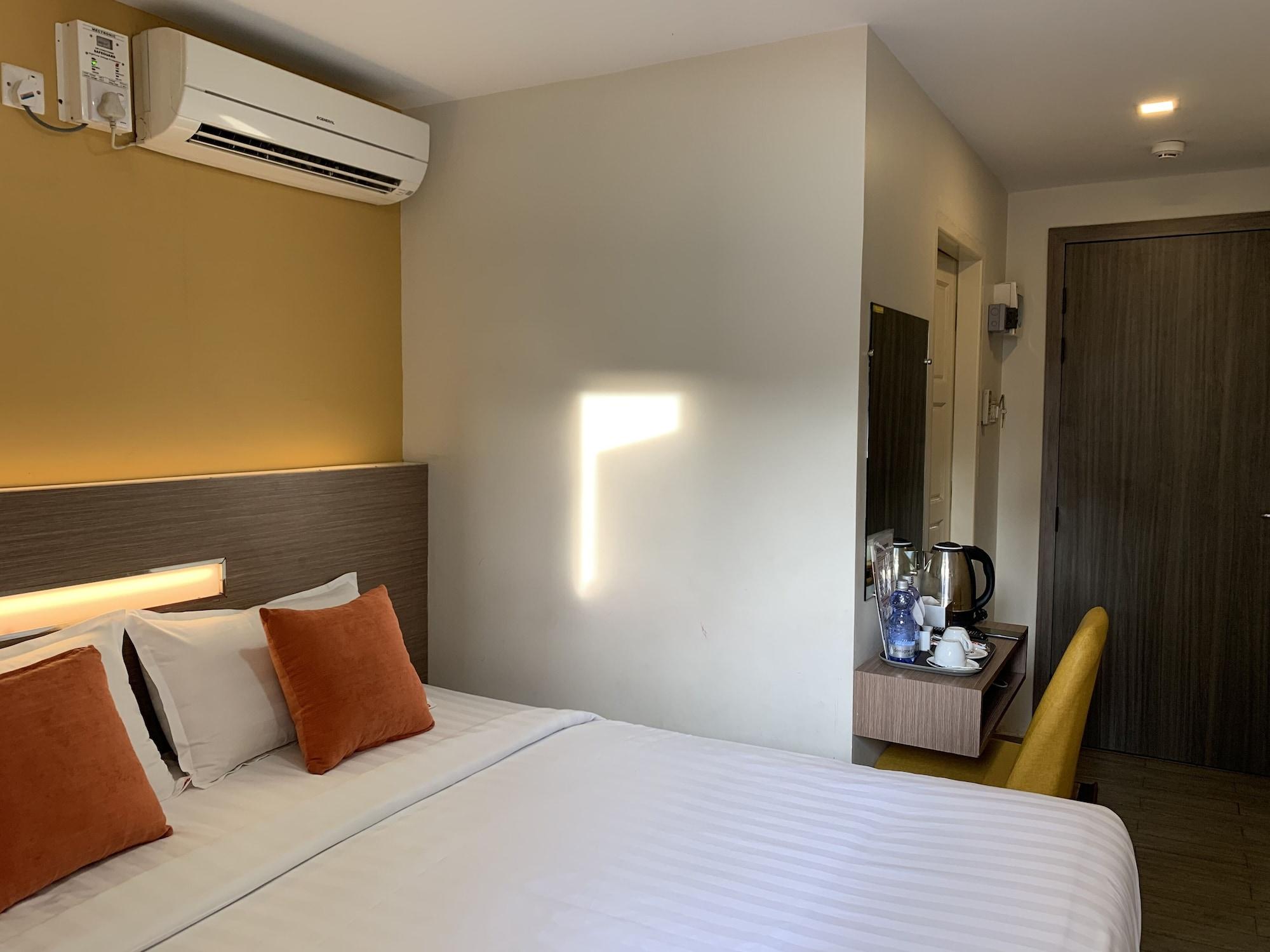 The Vibe Inn Yangon Exterior foto