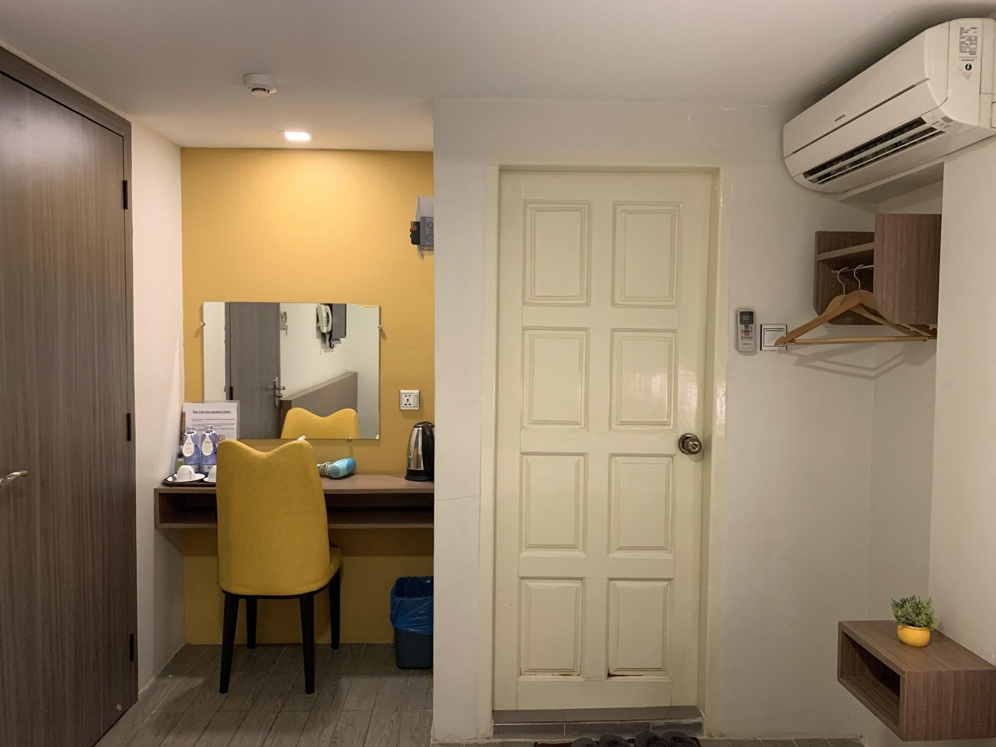 The Vibe Inn Yangon Exterior foto