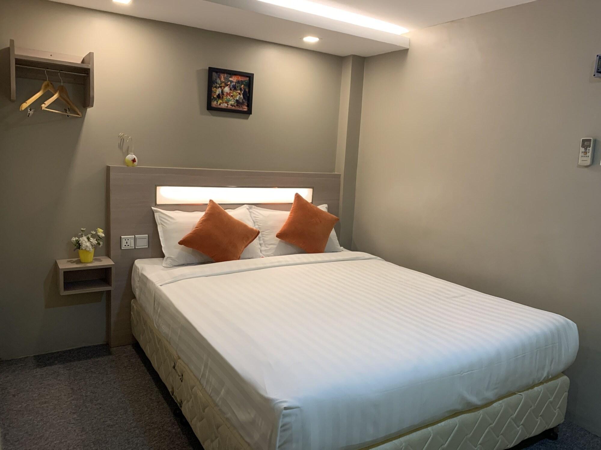 The Vibe Inn Yangon Exterior foto