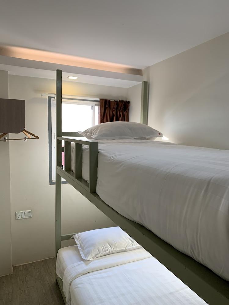 The Vibe Inn Yangon Exterior foto
