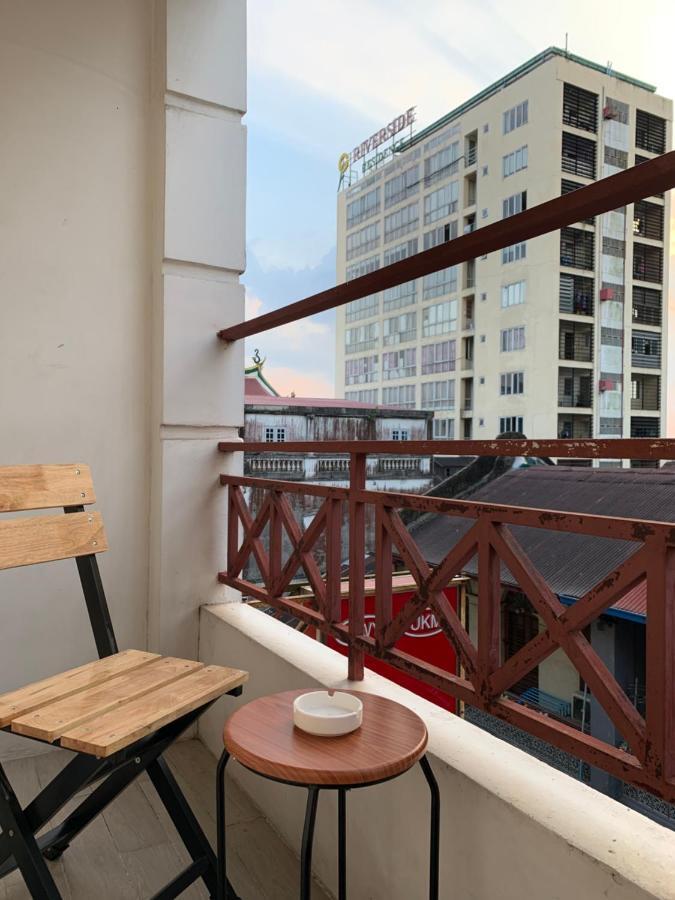 The Vibe Inn Yangon Exterior foto