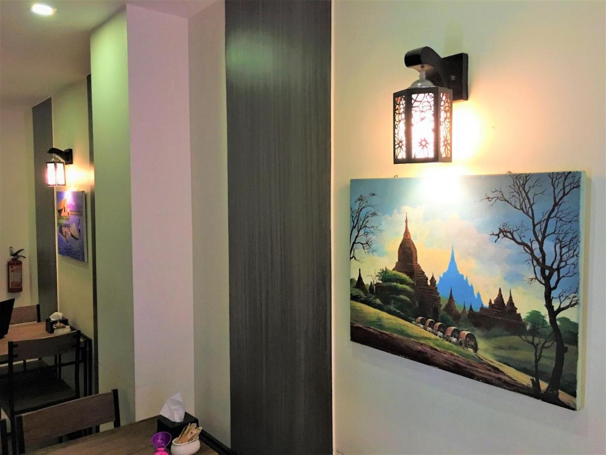 The Vibe Inn Yangon Exterior foto