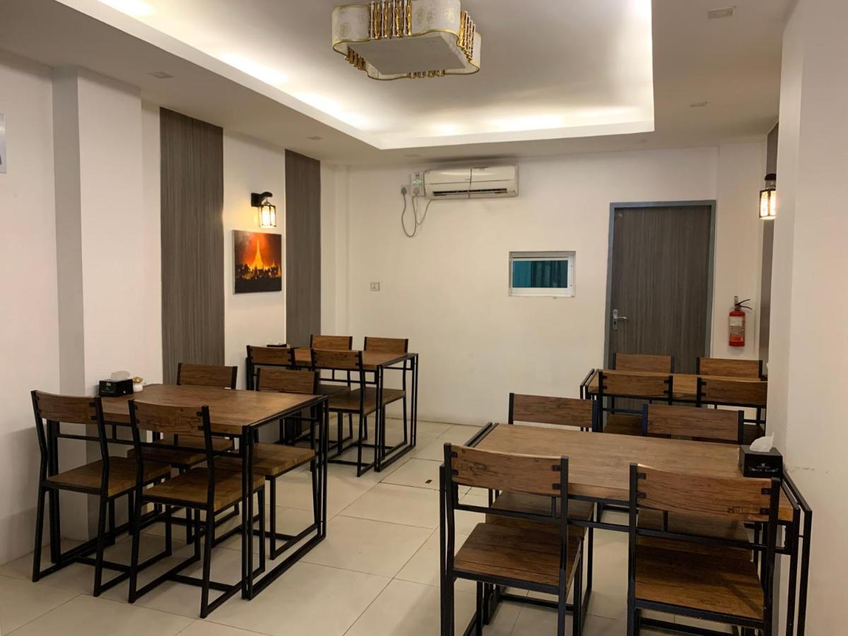 The Vibe Inn Yangon Exterior foto